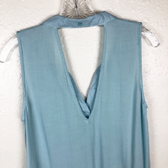 Cloth &‎ Stone Back Cutout Collared Sleeveless Top - Picture 6 of 8